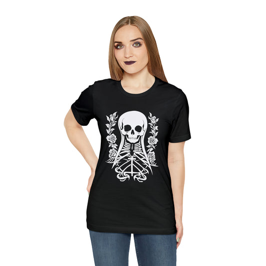 Goth Skull Girl - Cotton Unisex T-Shirt - Blonde Goth Woman